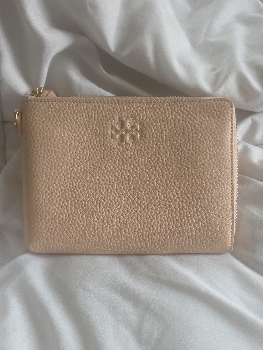 Tory Burch Pebbled Leather Zip Wallet - Blush Nude
